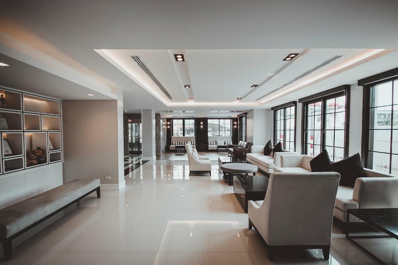 AVA Hotel Phitszanulok Kültér fotó