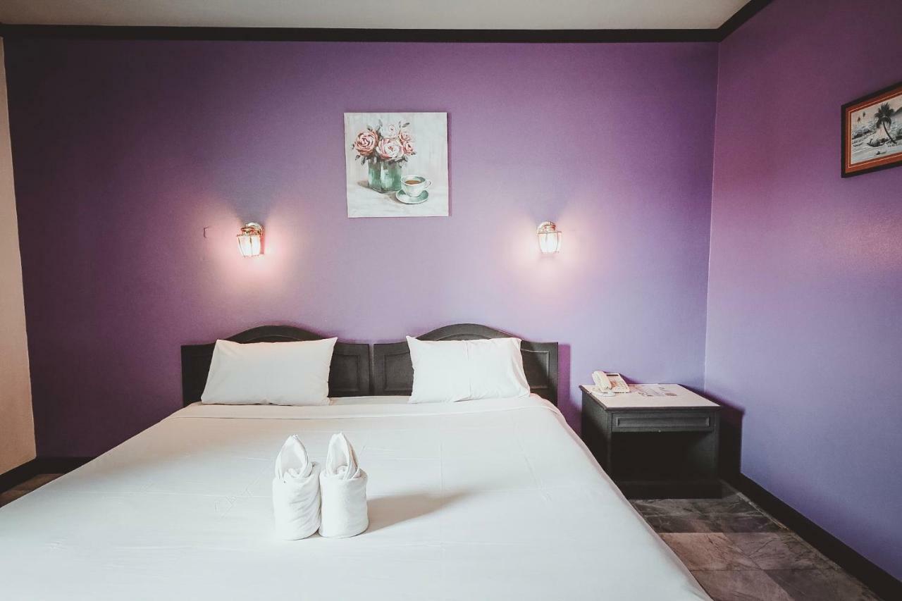 AVA Hotel Phitszanulok Kültér fotó